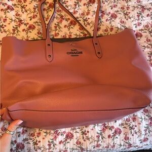 Coach Women's Mauve Leather Tote Bag